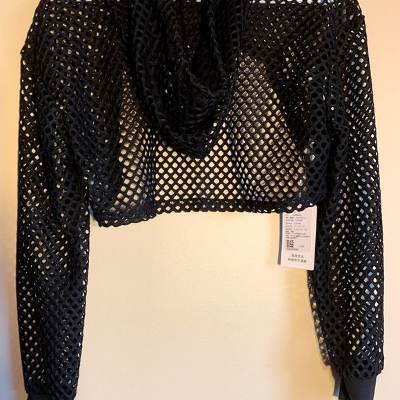 Fishnet Cropped Street Style Hoodie - Picture 3 of 3